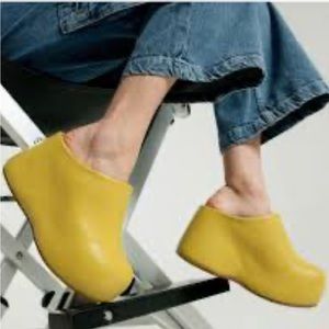 Jeffrey Campbell CLOGGIN size 6.5 NWT in original box NEVER WORN!